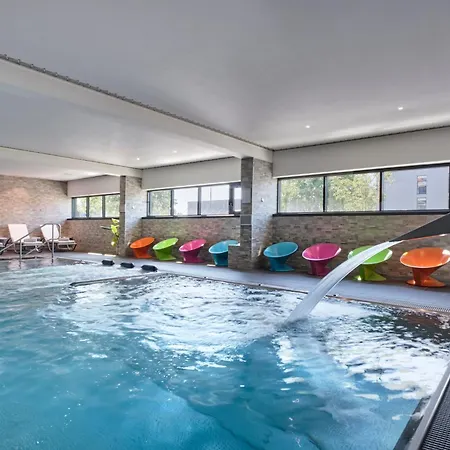 Hôtel Restaurant Athena Spa-3